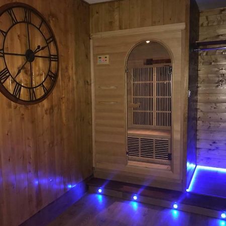 Le Chalet Loft And Spa Villeurbanne Dış mekan fotoğraf