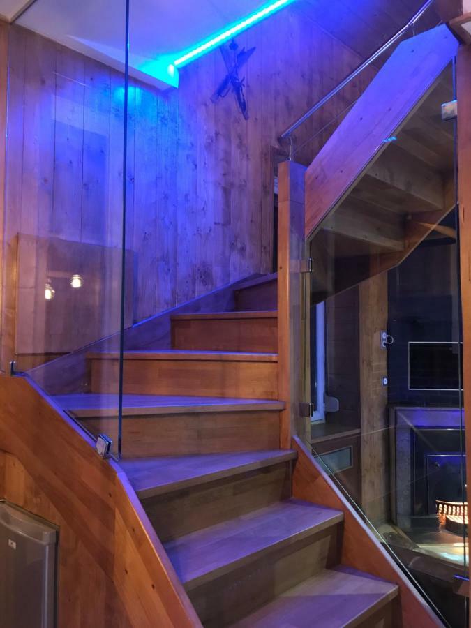 Le Chalet Loft And Spa Villeurbanne Dış mekan fotoğraf